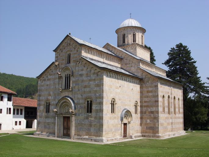 Gradnju manastira započeo Stefan, a završio Dušan