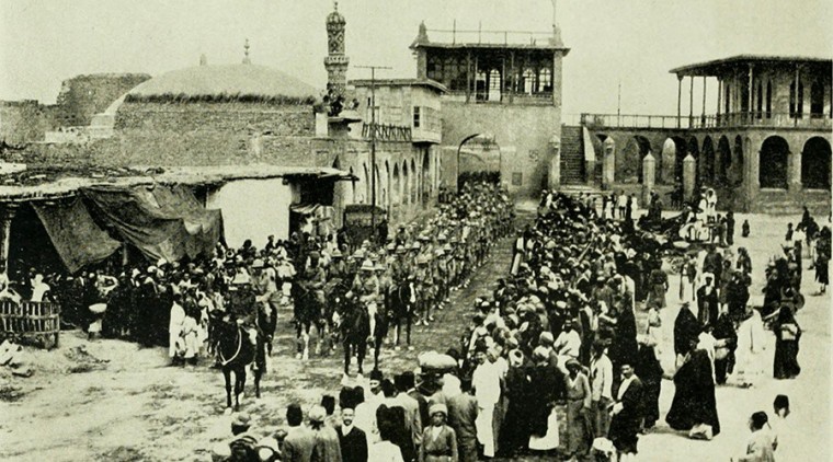 Britanske trupe marširaju u Bagadad 1917. godine